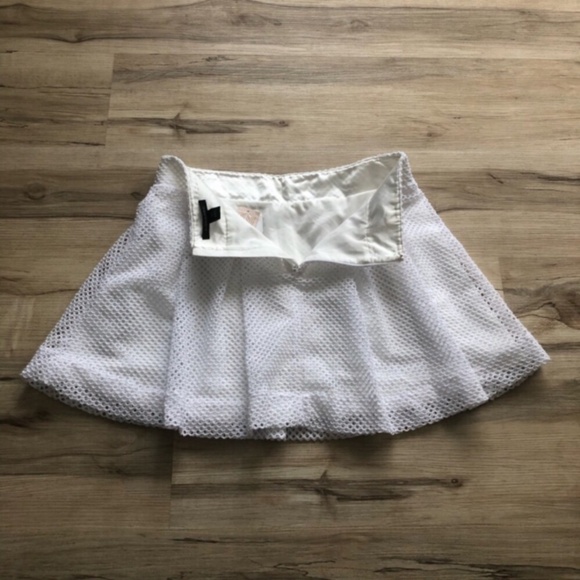 Banana Republic White Mini Skirt - Picture 8 of 8